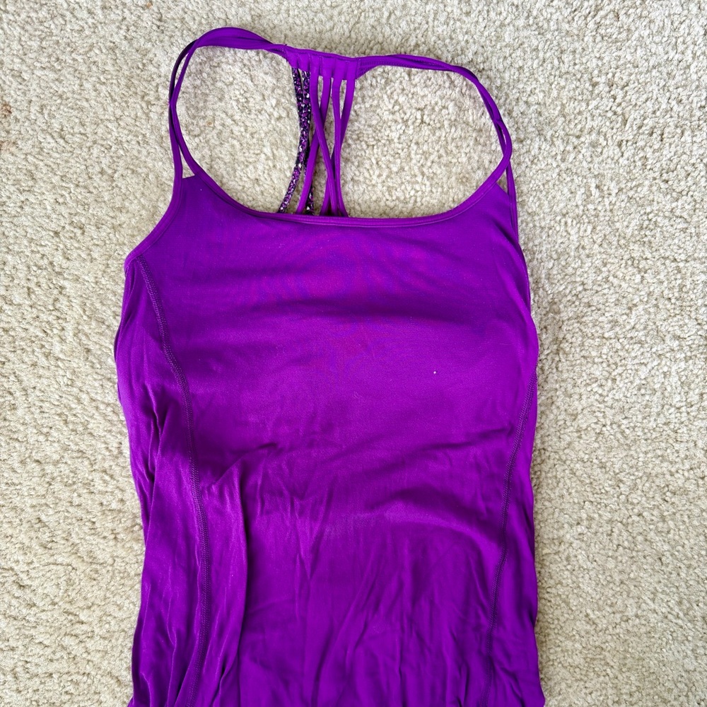 • lululemon free to be wild tank •
